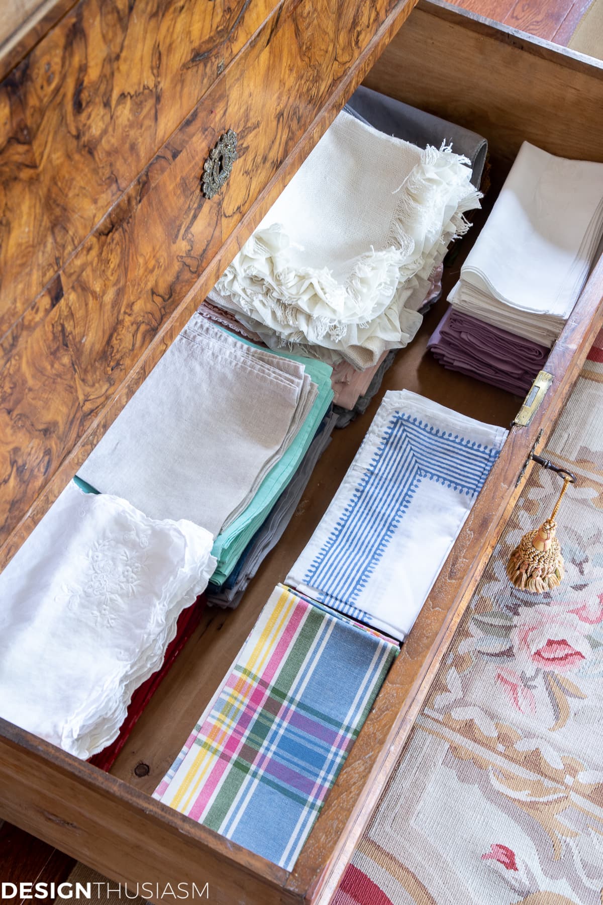 napkin drawer organization