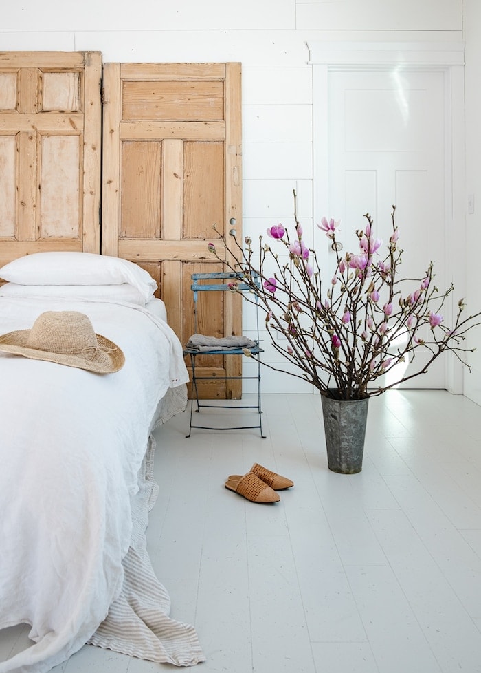 Minimalist White Farmhouse Decor Home Tour Shabbyfufu