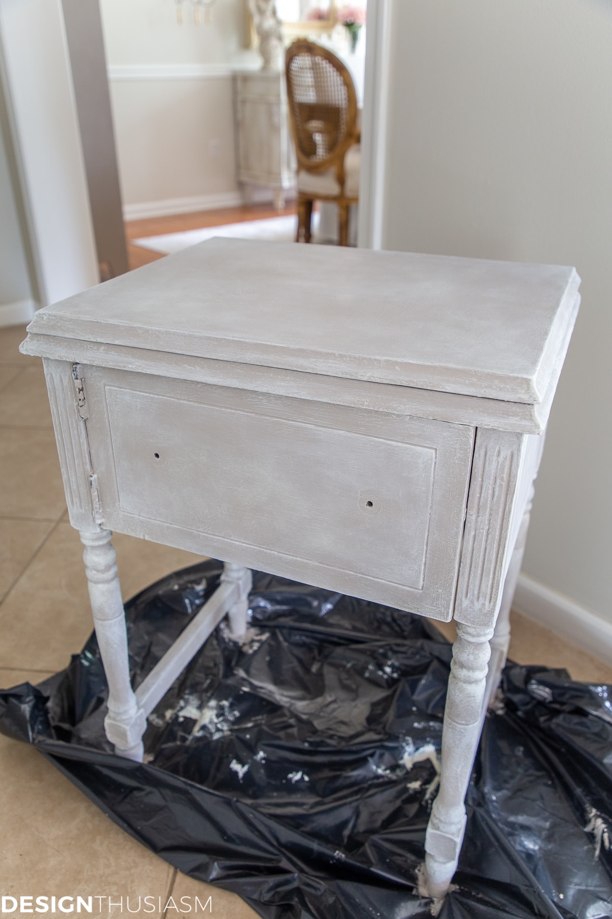 sewing machine cabinet