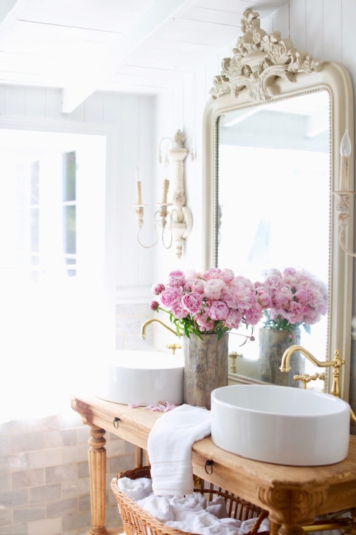 Summer Bathroom