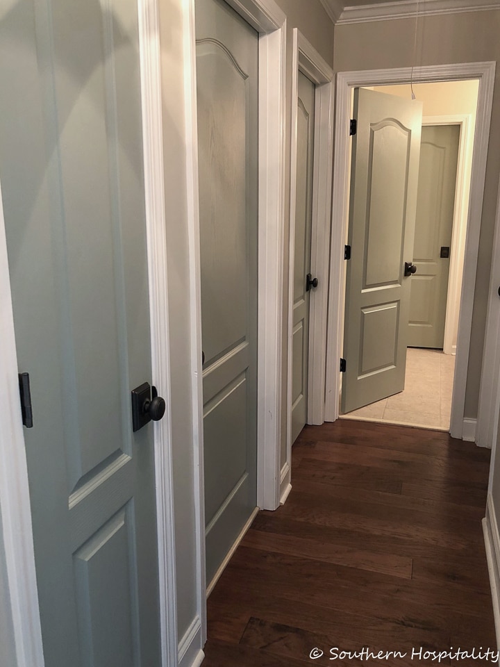 painting interior doors