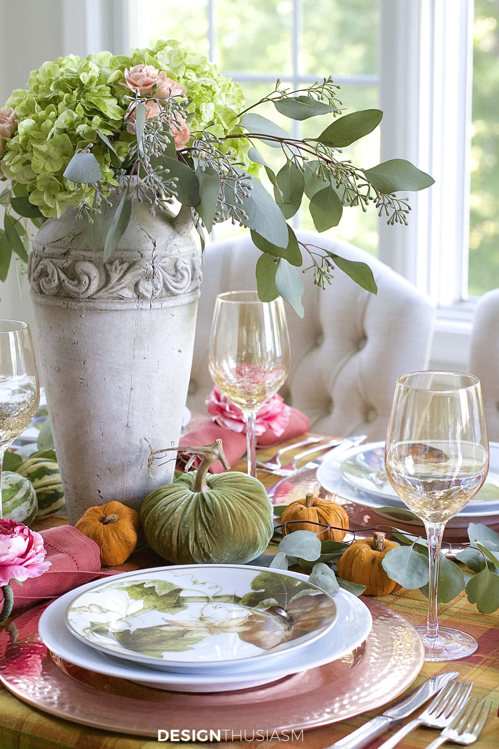 Thanksgiving tabletop decor
