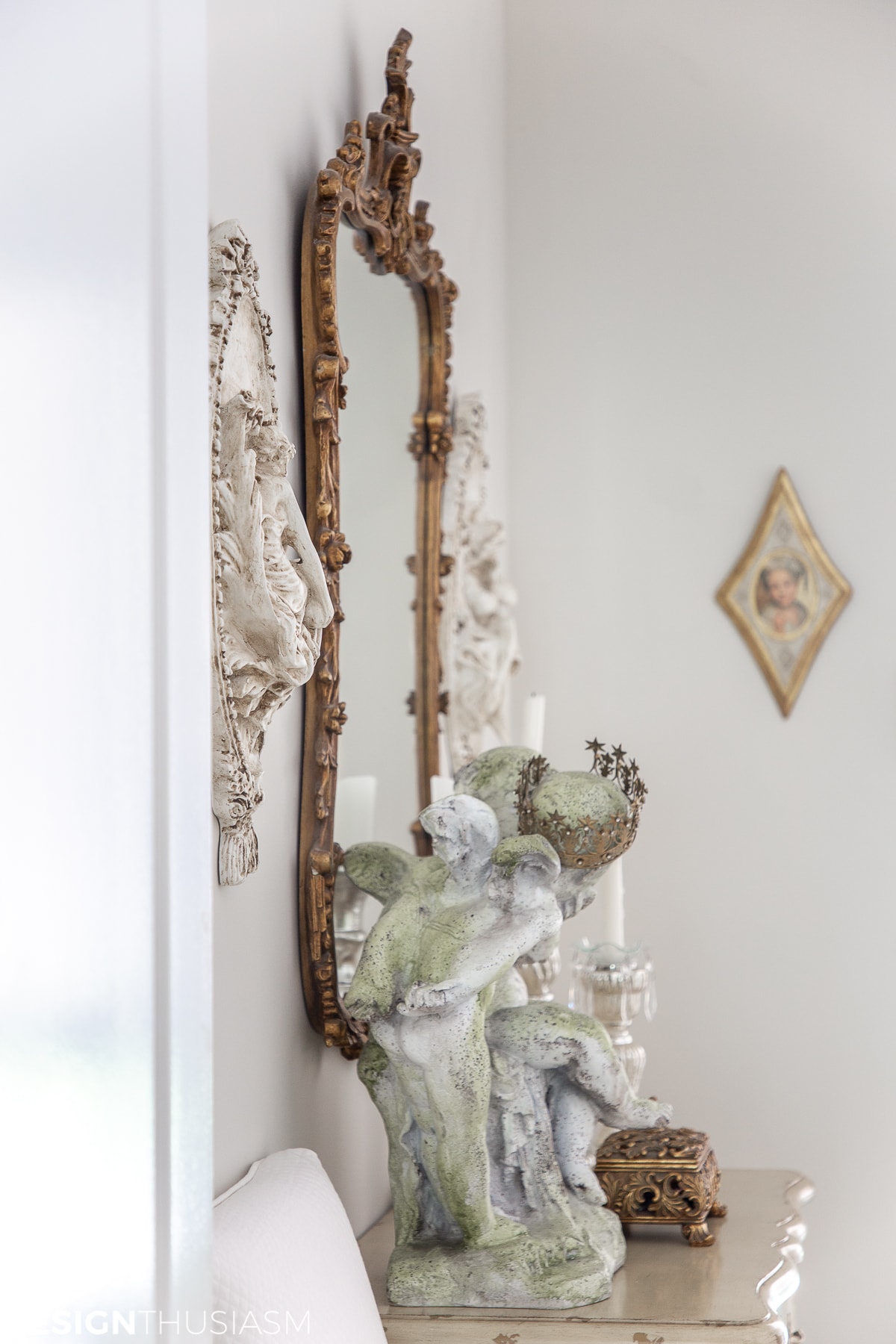 back entry foyer with french style
