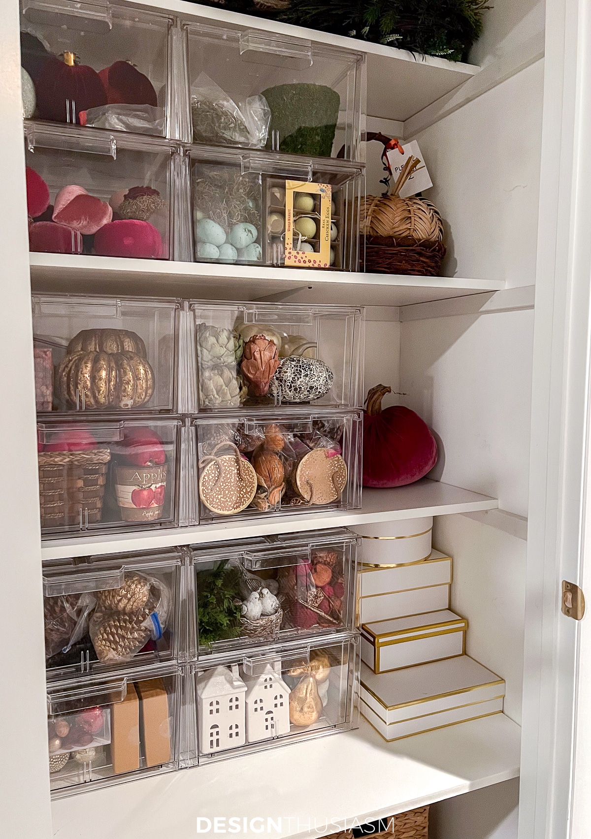 seasonal closet organization