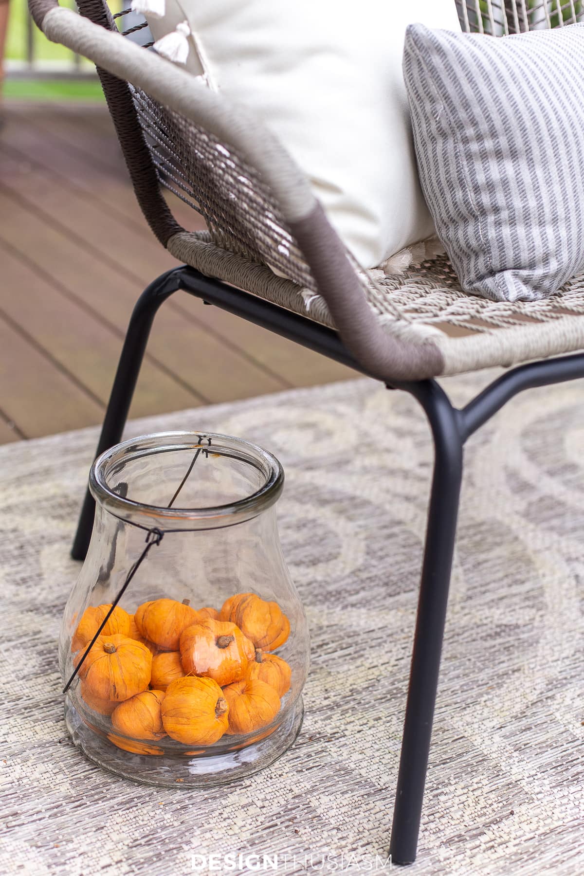 craft pumpkins in a lantern