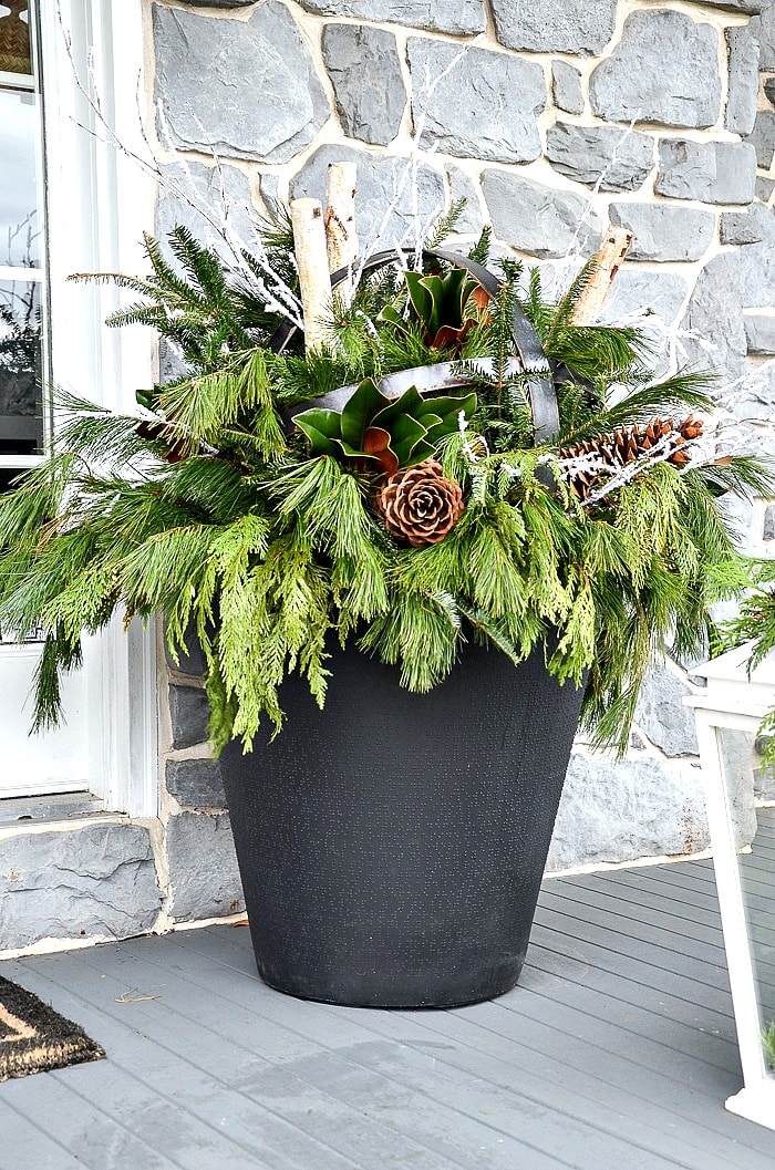 How To Make An Outdoor Christmas Planter- StoneGable
