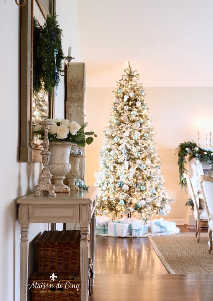 LivingRoomChristmasmaisondecinq