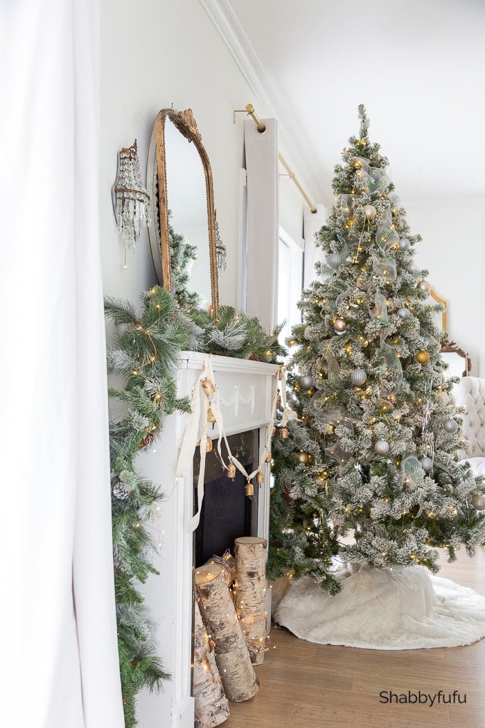 Shabbyfufu | Christmas Home Tour - Master Bedroom Details