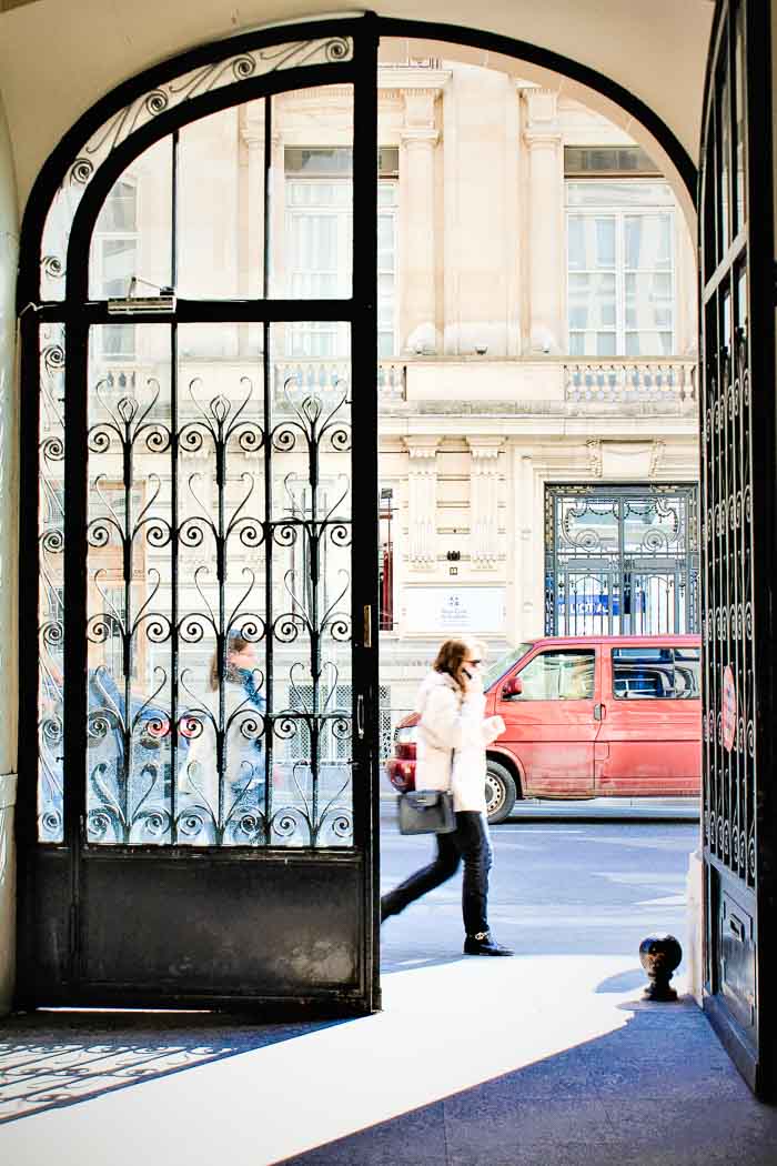 Shabbyfufu I How To Dress Parisian