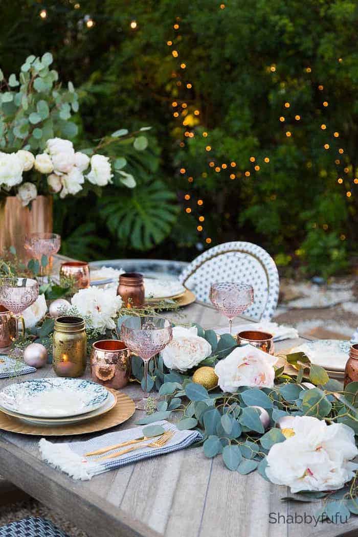Shabbyfufu I Outdoor French Country Christmas