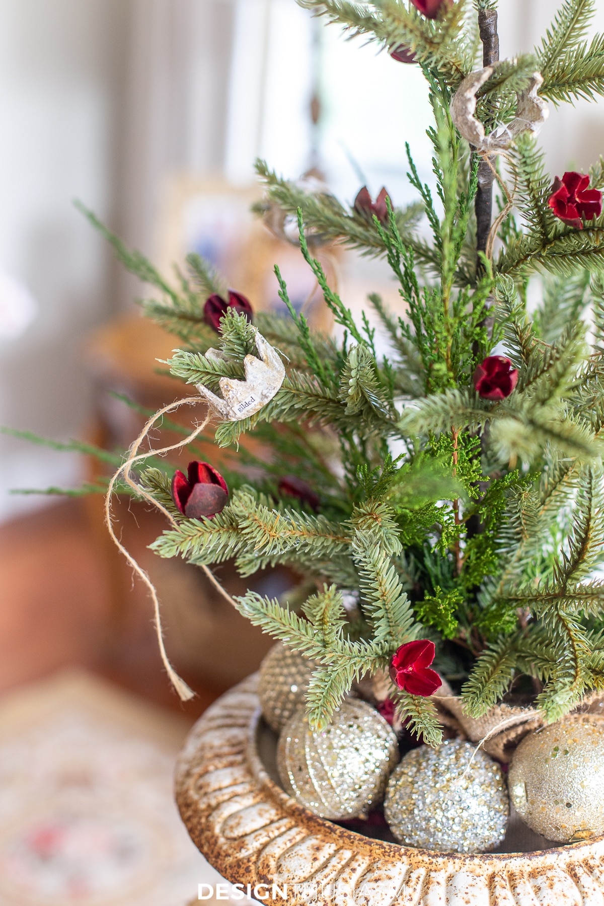 super simple holiday decor mini christmas tree