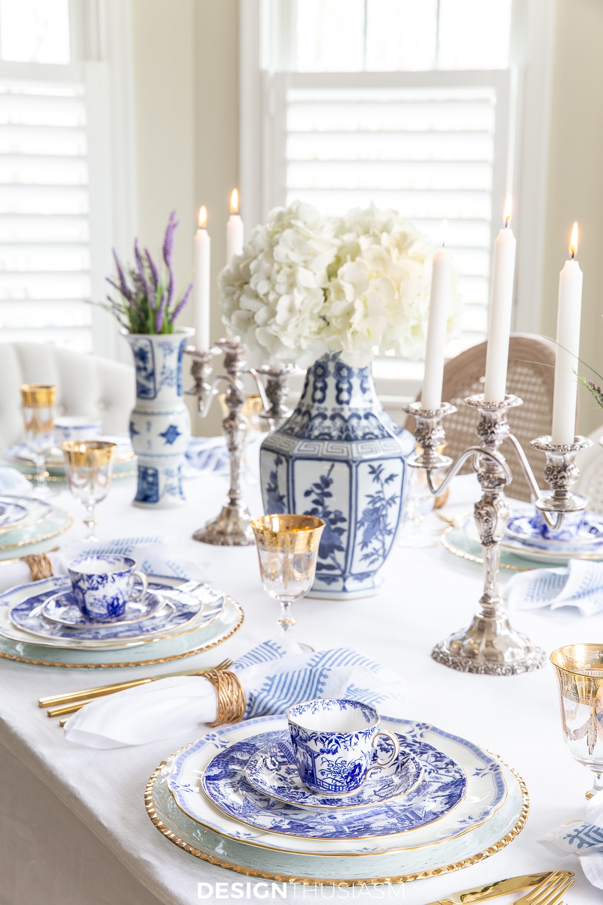 blue and white china holiday table setting