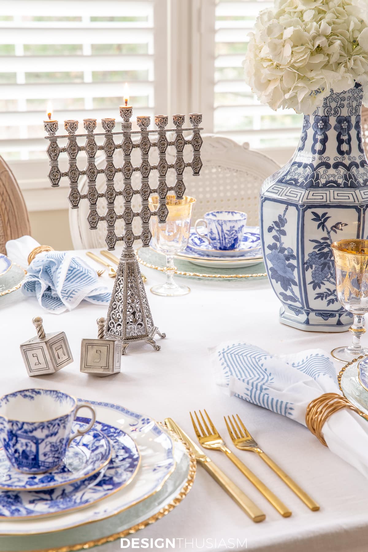 blue and white china Hanukkah table setting
