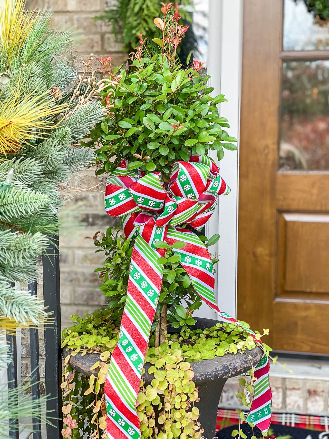 christmas-front-porch