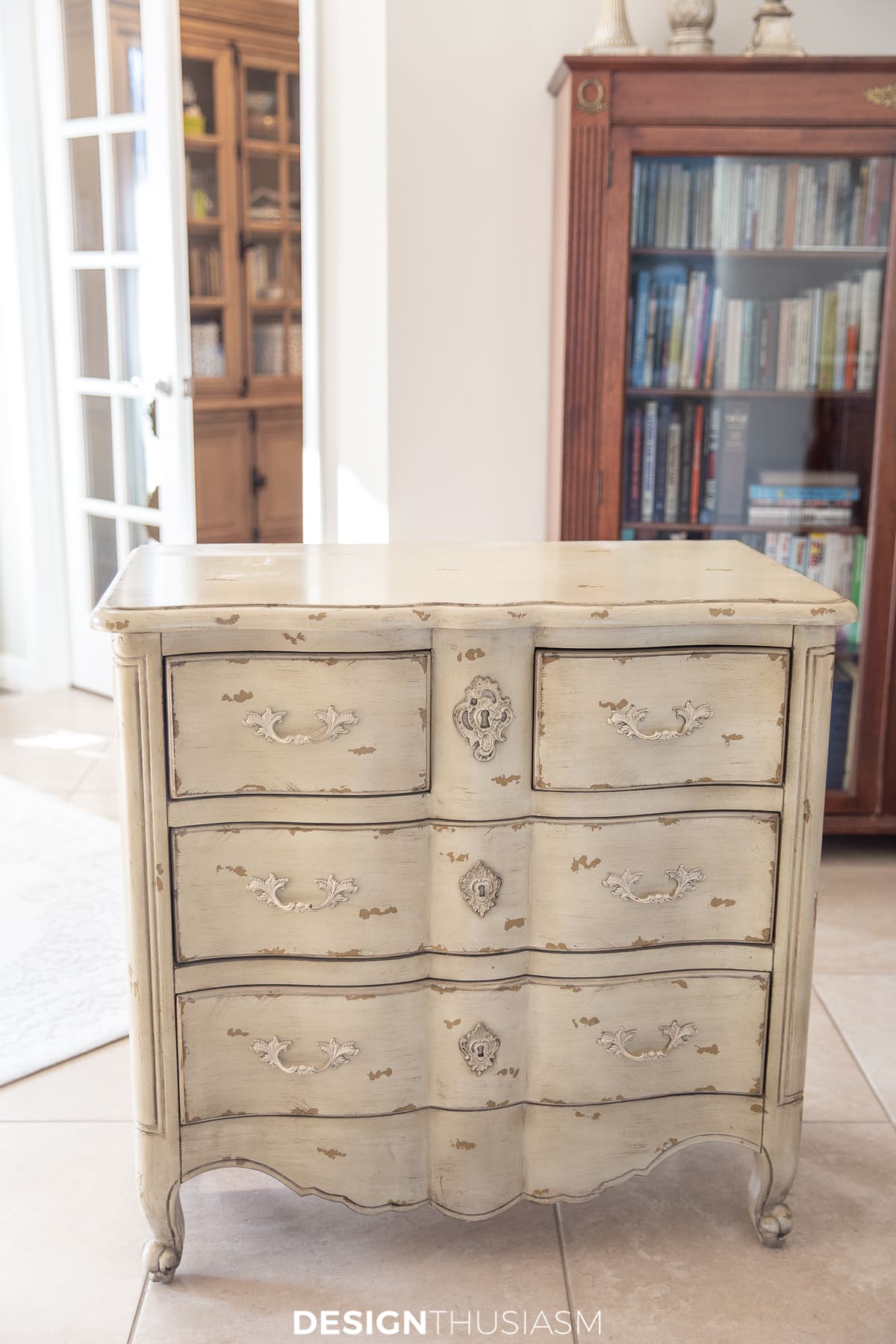 chalk painted chest of drawers before