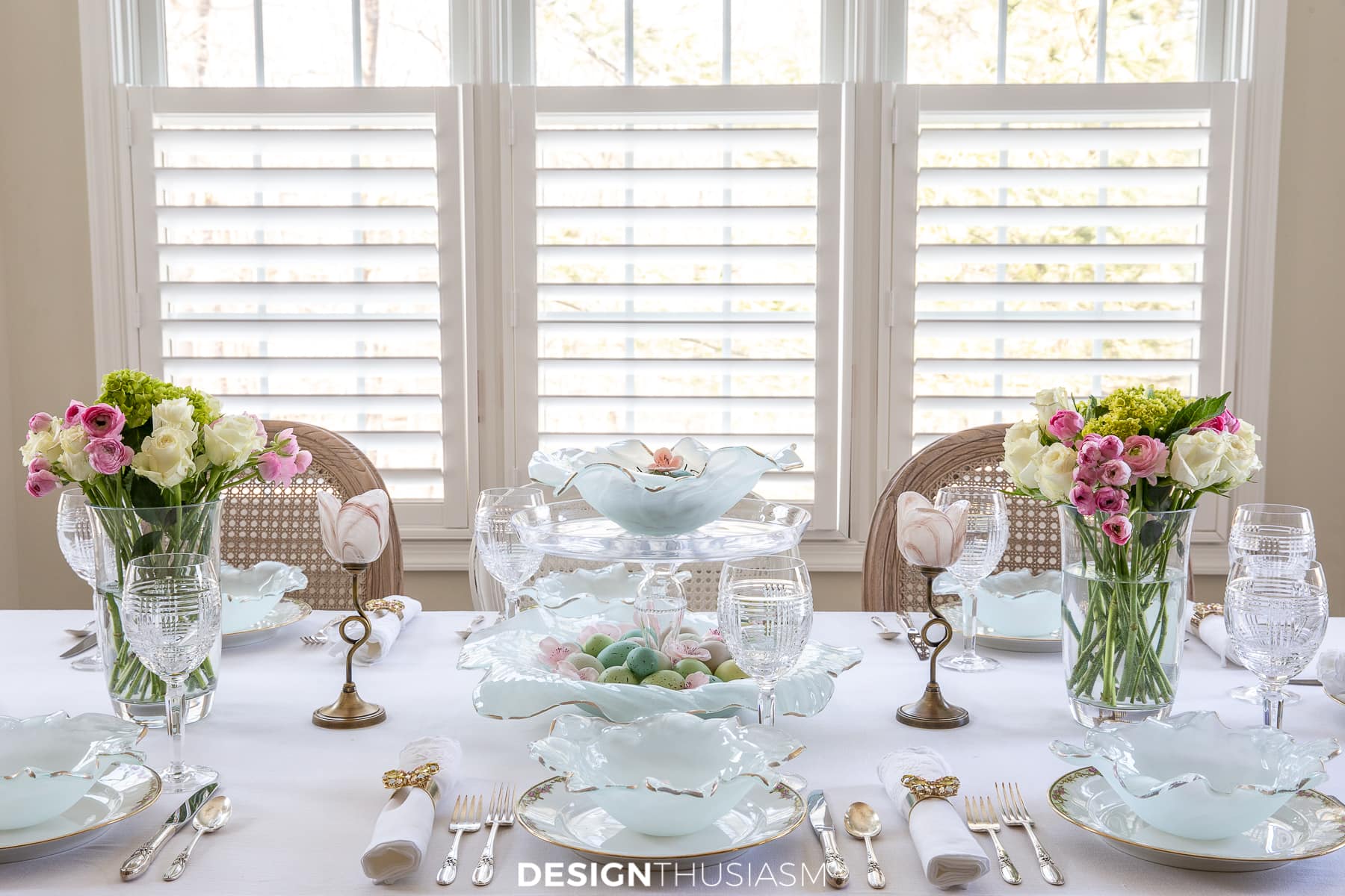 Poppy bowl Easter table 