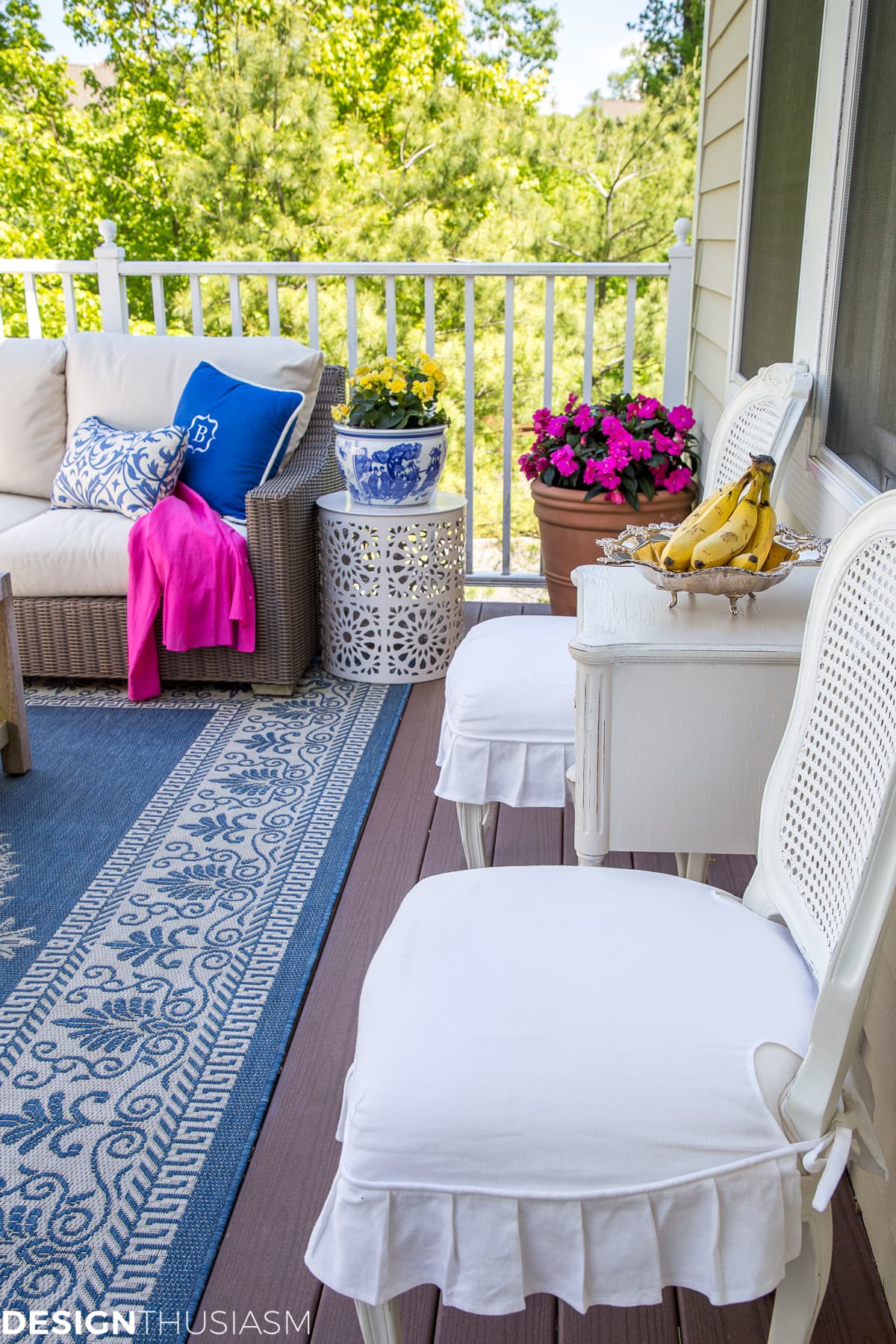 Summer colors patio