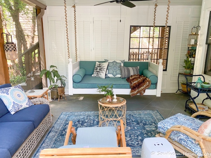 how to build a shutter wall on a porchSH