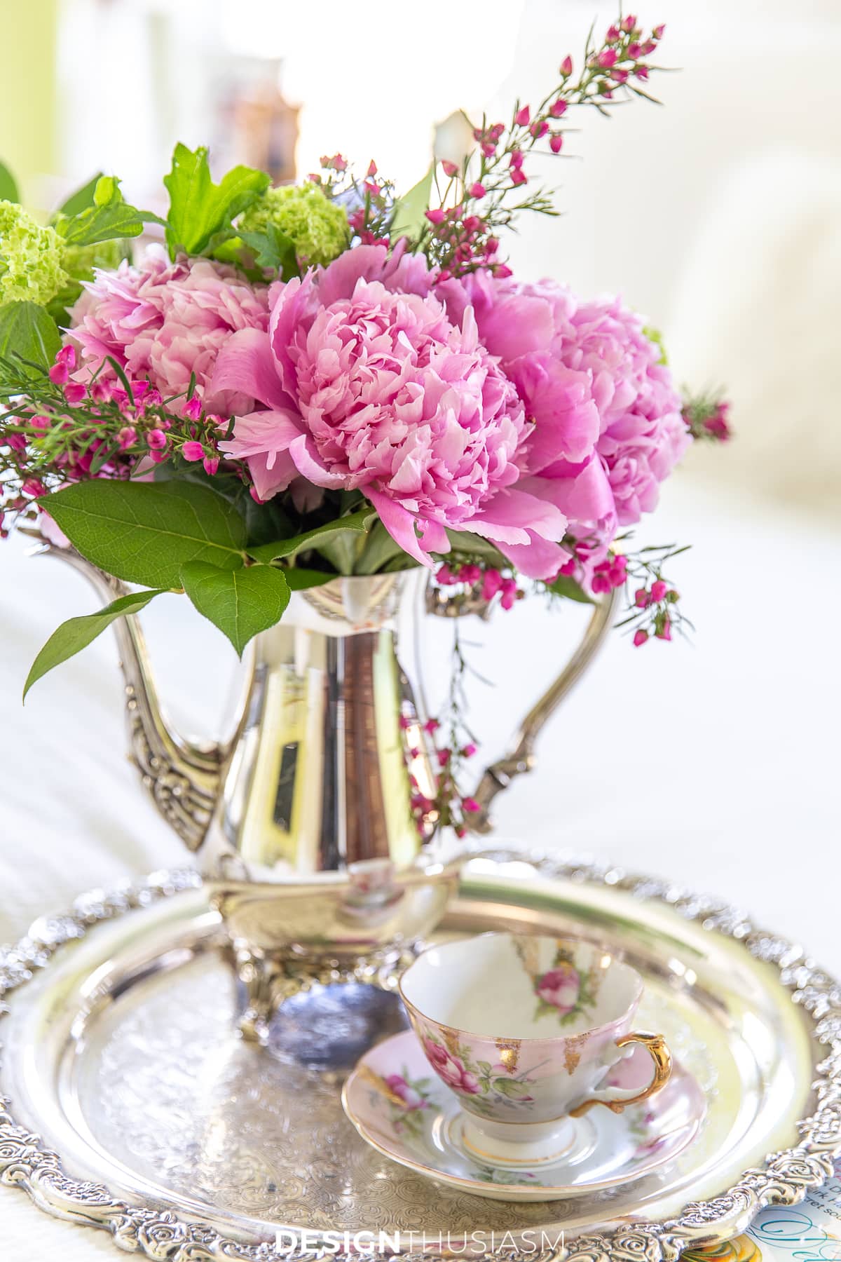 luxury living peonies