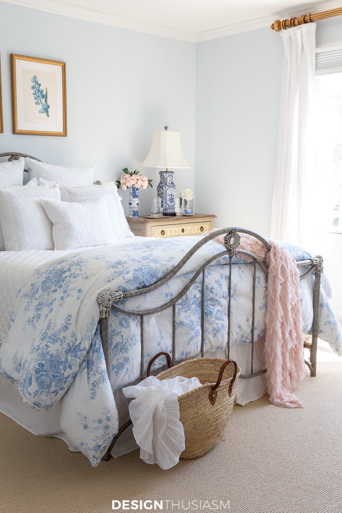 pastel bedroom