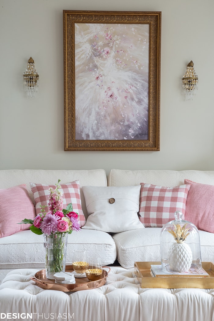 Pink Decor Living Room from Designthusiasm