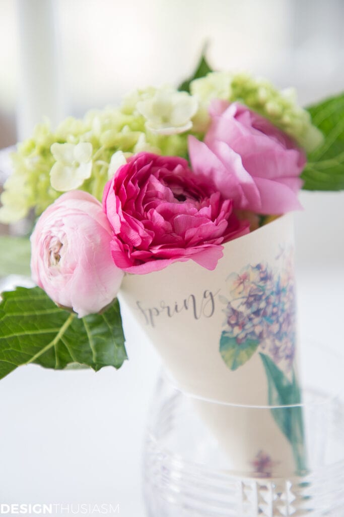paper cone posy