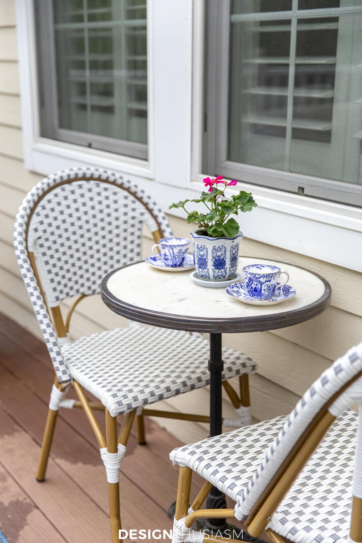 patio decor bistro table