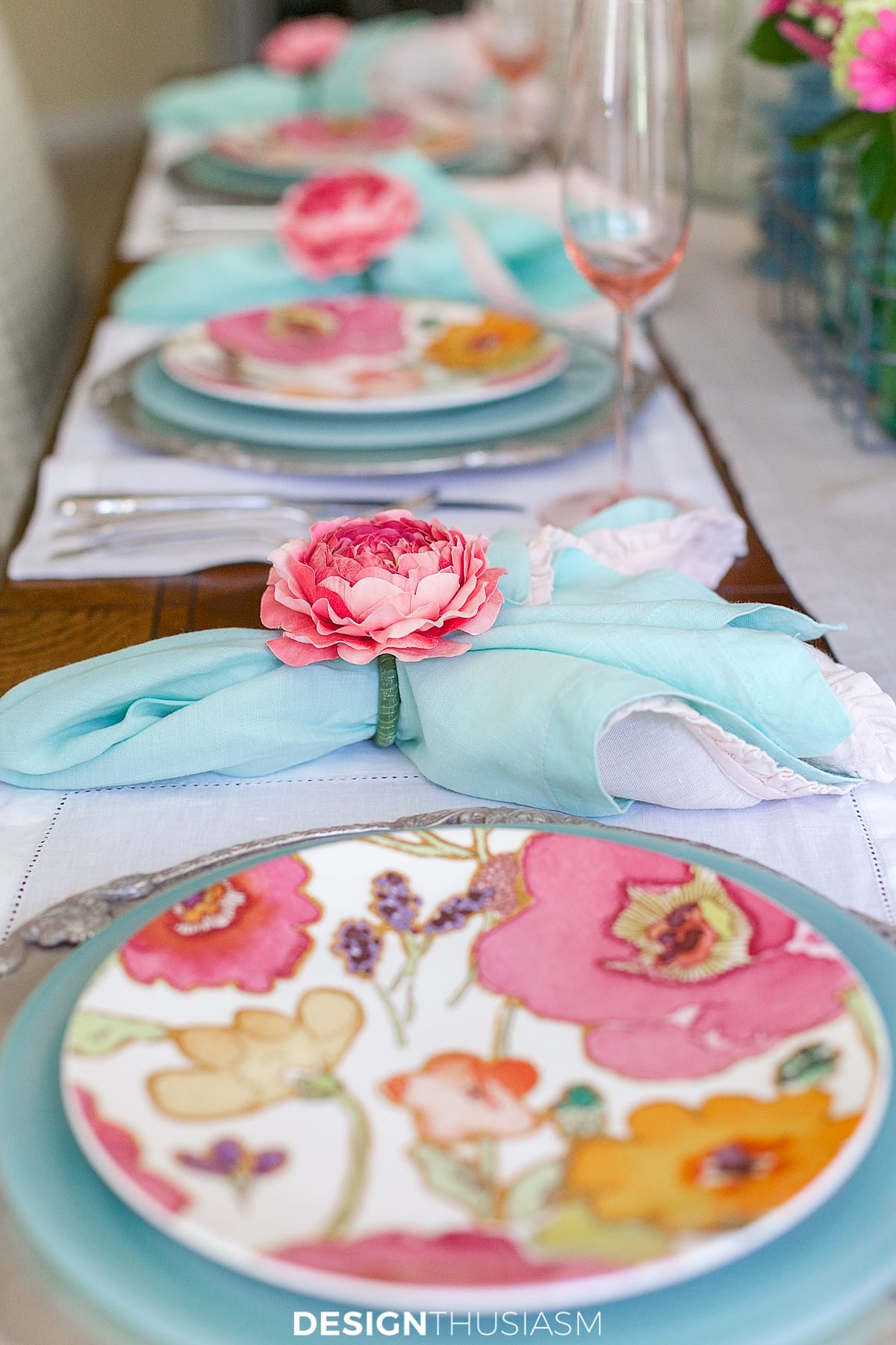 floral tablescape for summer