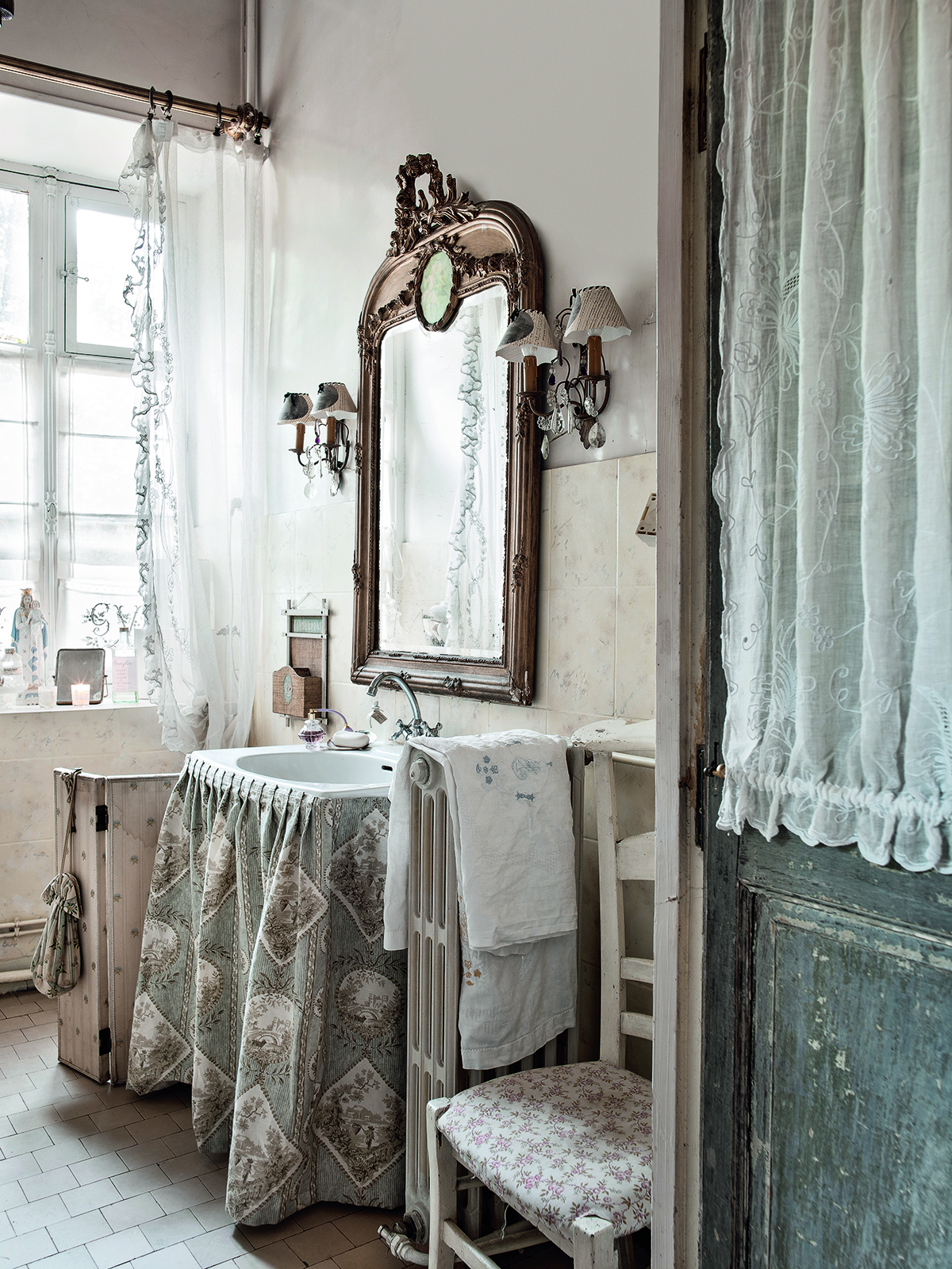 Provence Style Bathroom