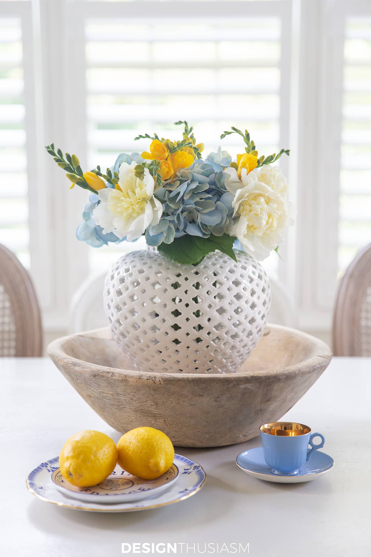 summer kitchen decor flowers in a ginger jar