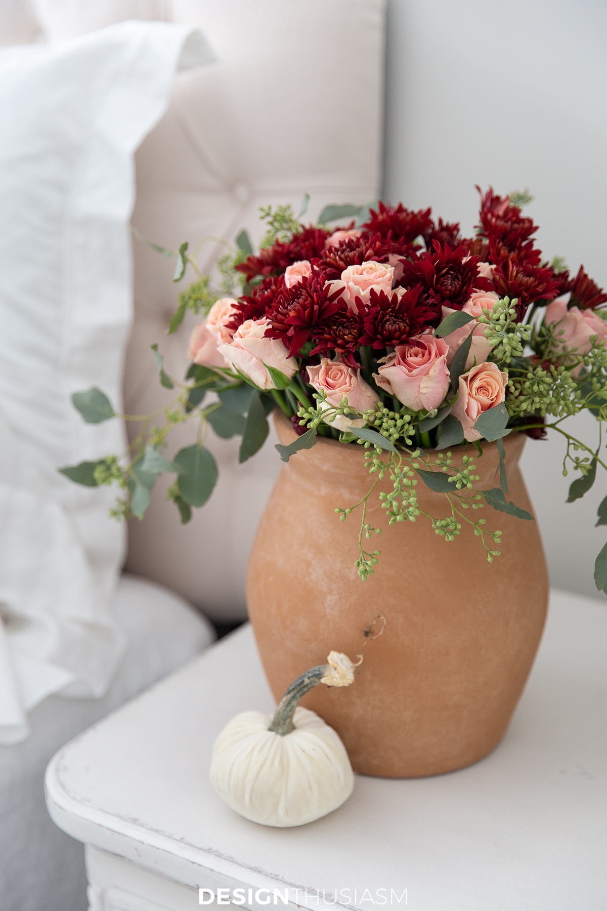 Fall bedroom decor flowers