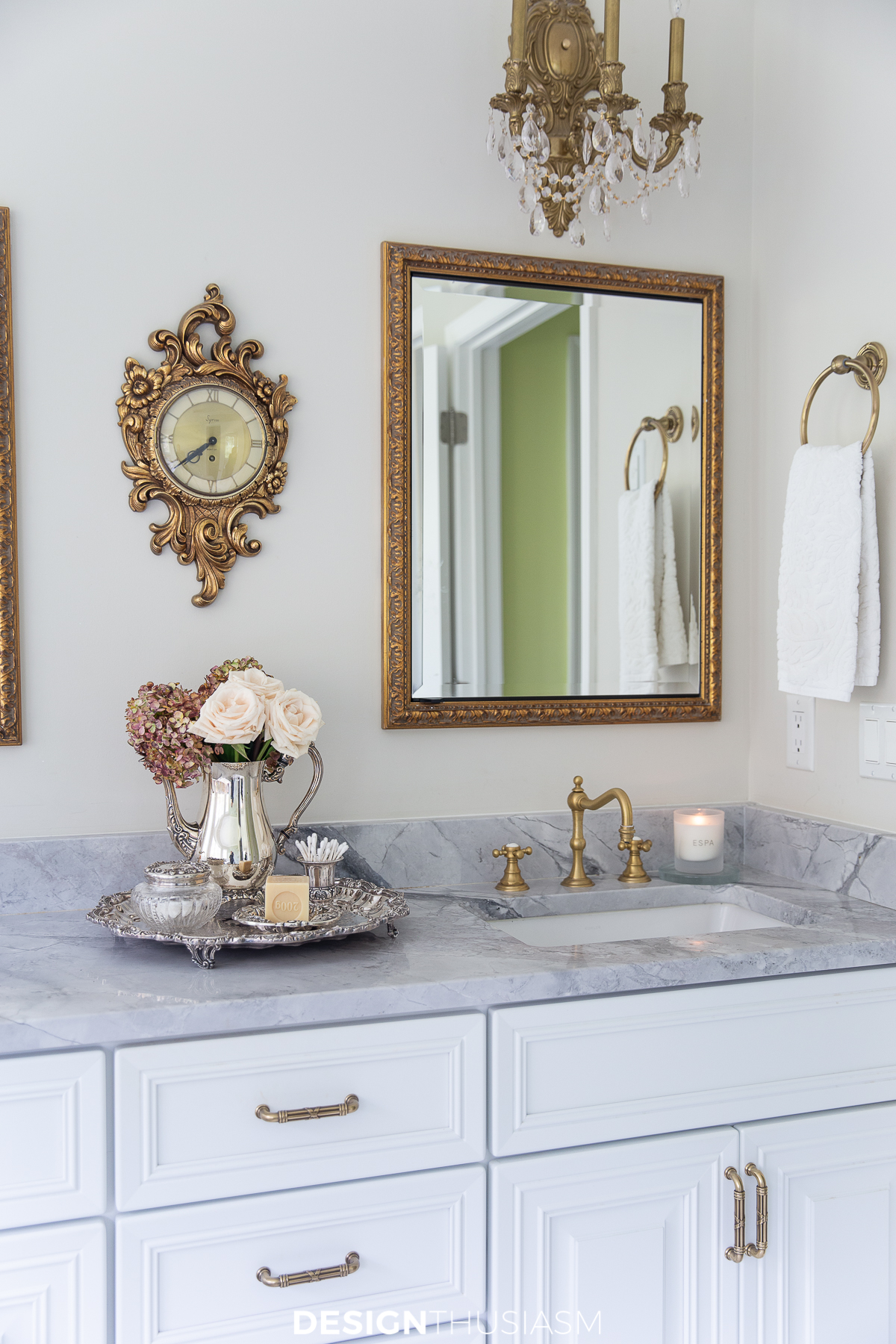 fall bathroom vanity