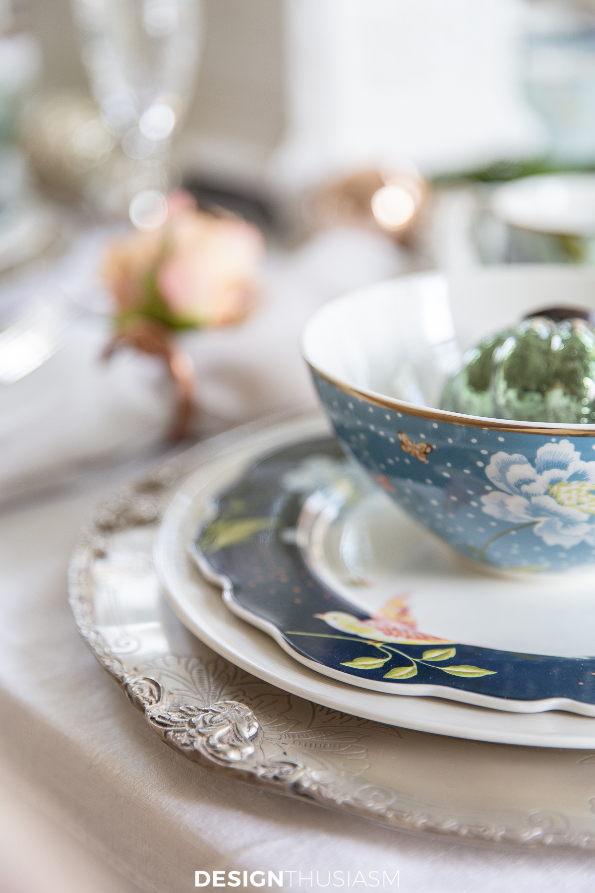 Christmas table place setting