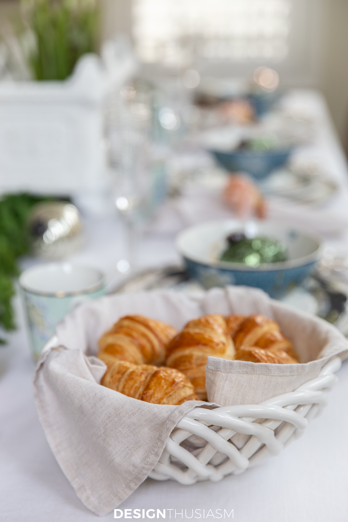 Christmas brunch table croissants
