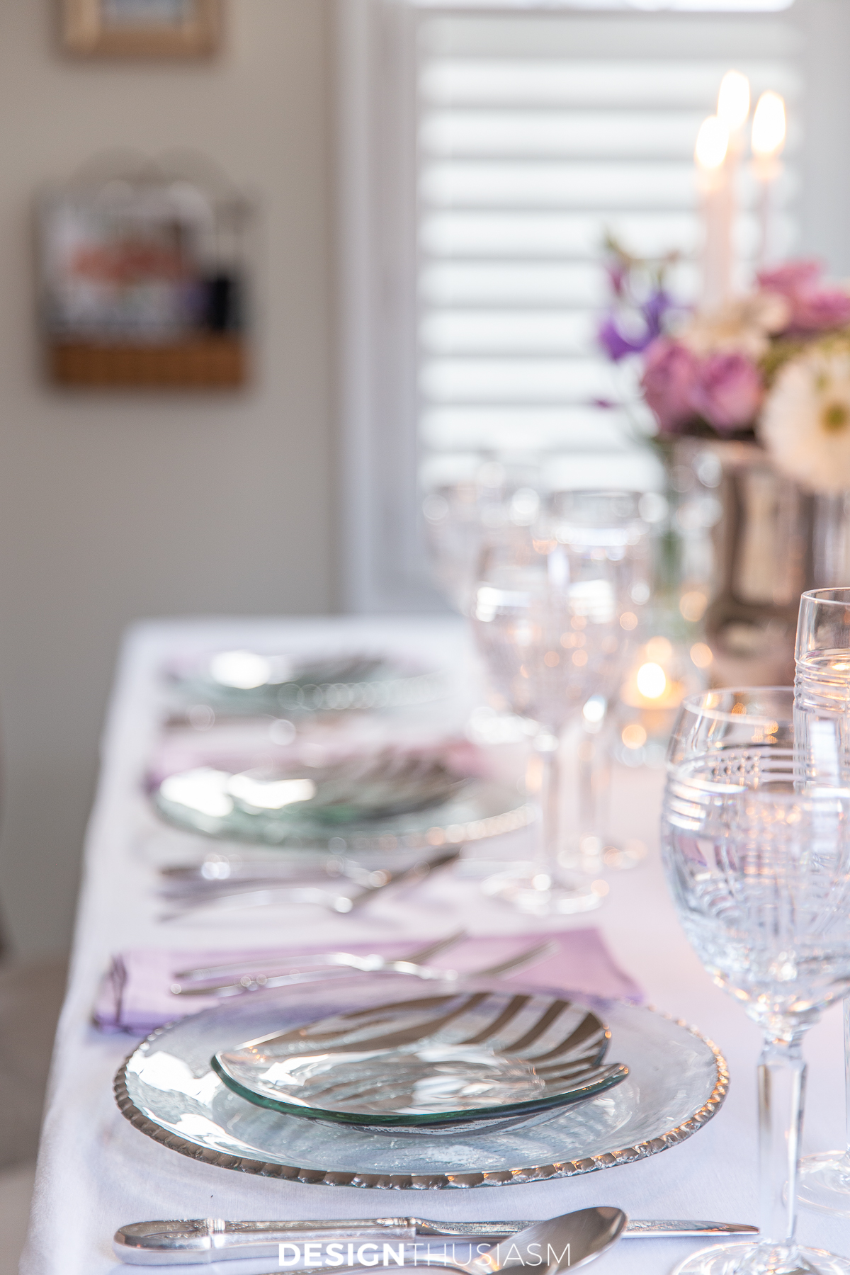 silver table decorations for new years dinner
