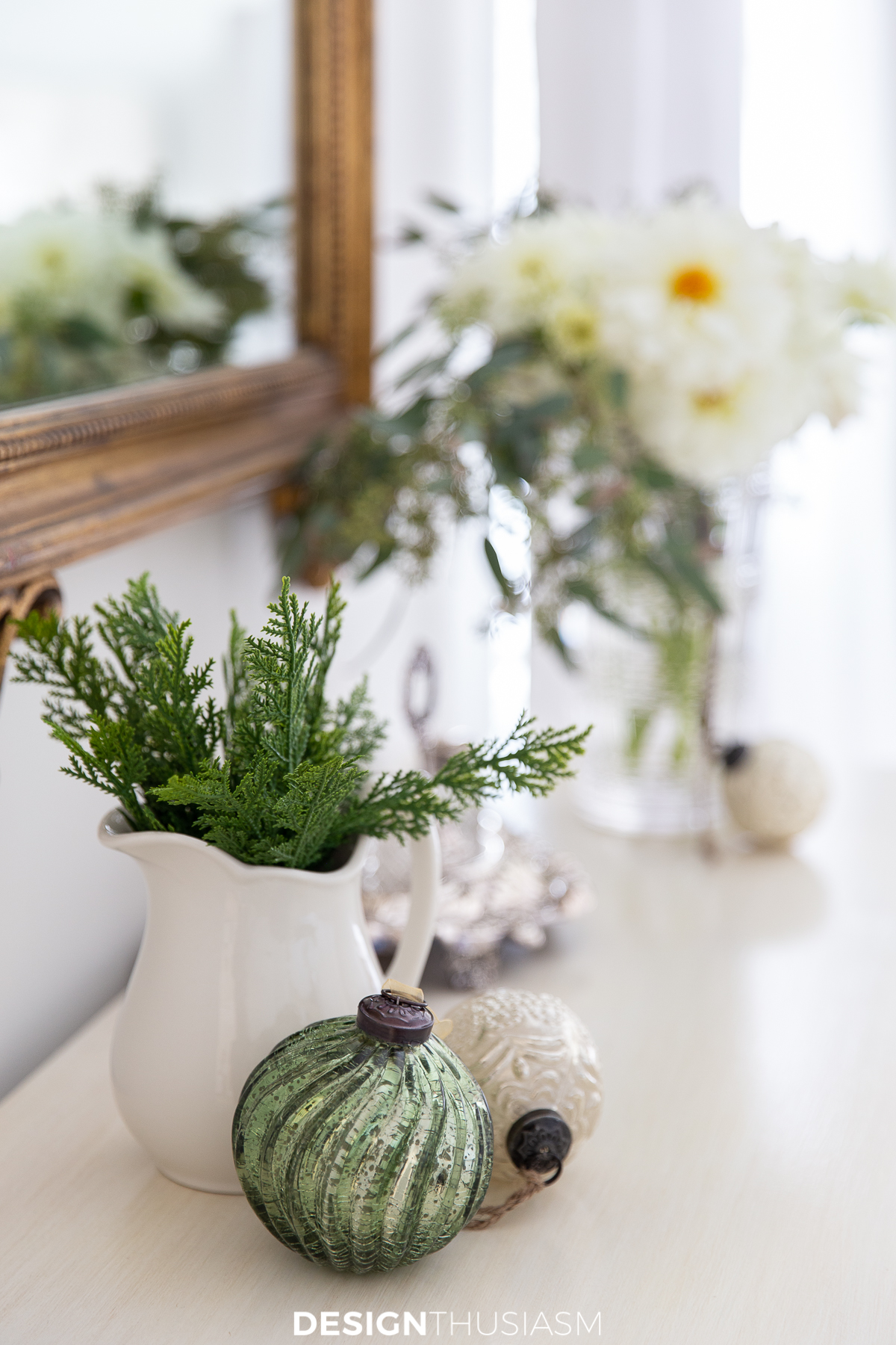 Christmas guest bedroom desk