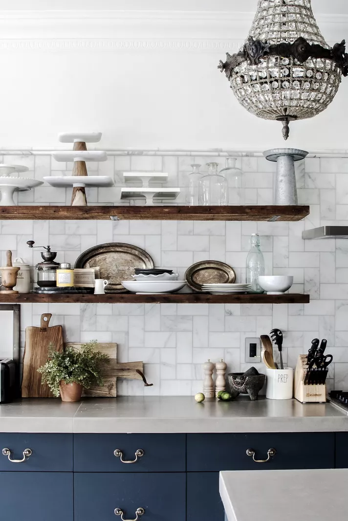 20 Gorgeous French Kitchens That Will Make You Go Weak in the Knees
