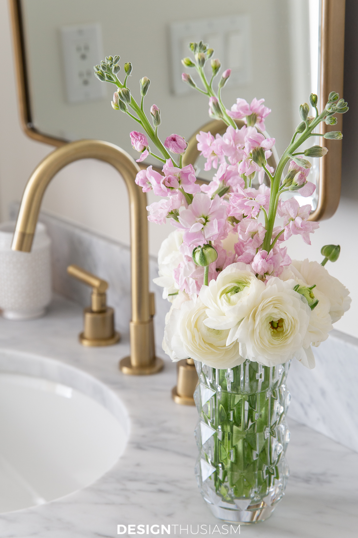 small bathroom remodel vanity