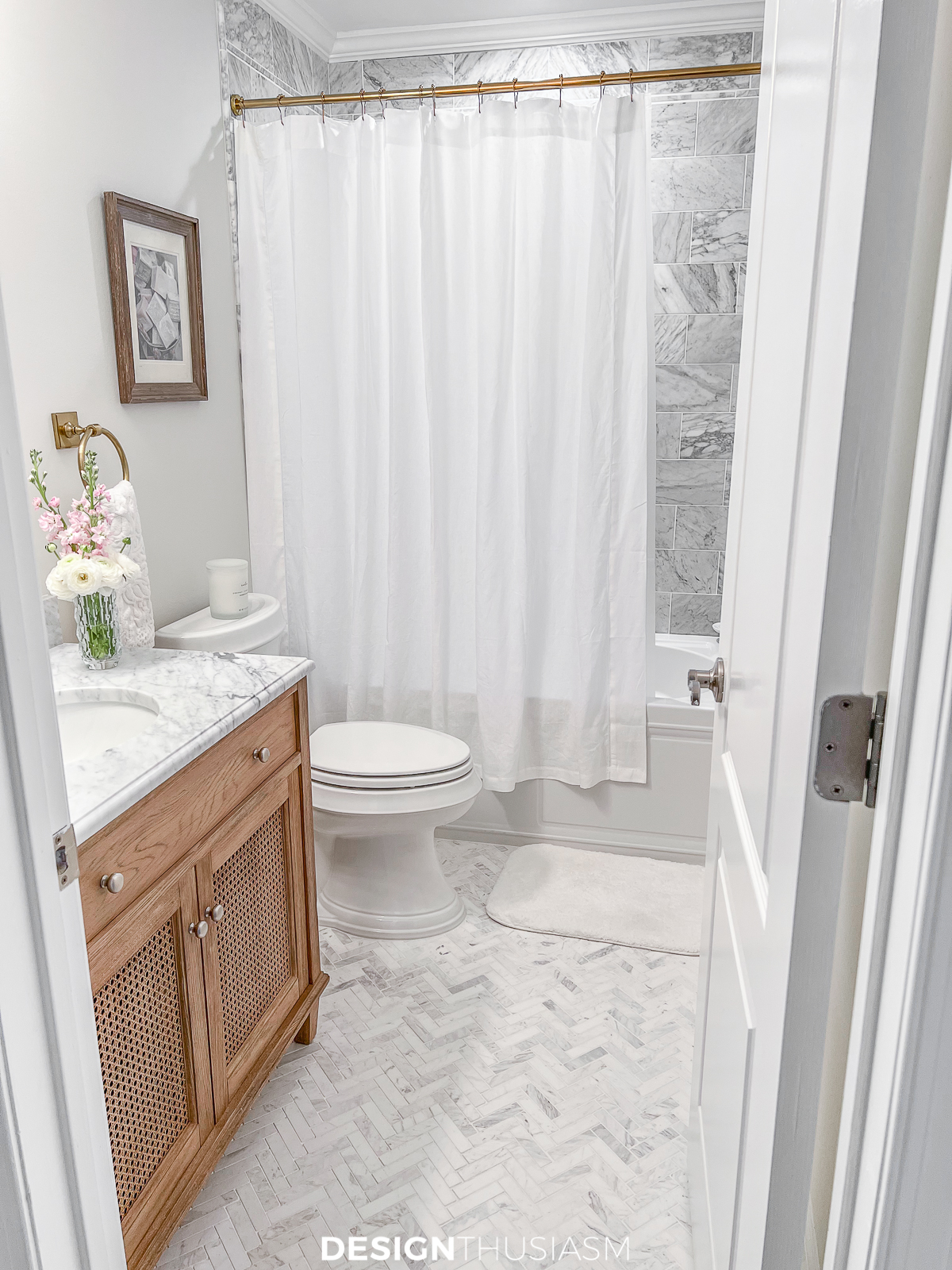 small bathroom remodel floor tile