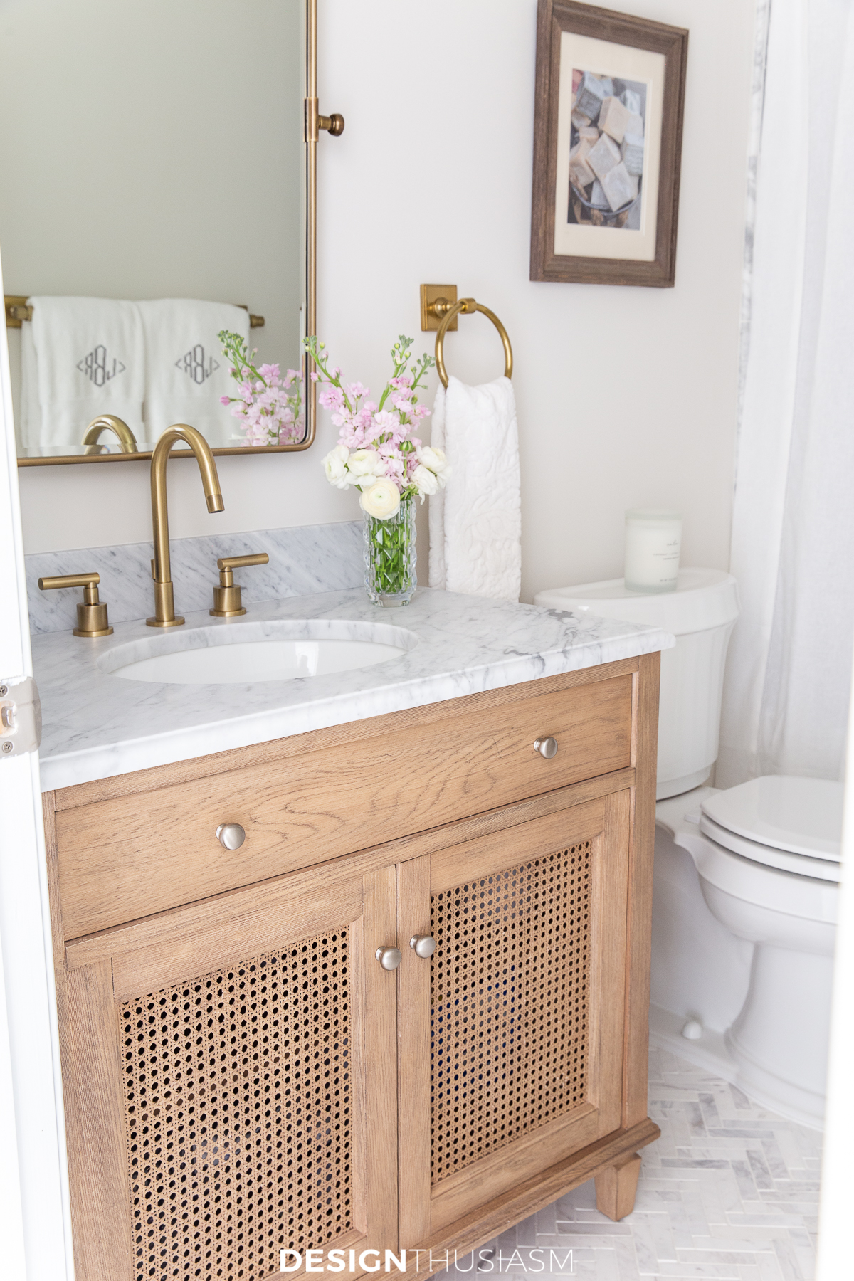 small bathroom remodel vanity