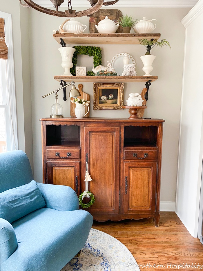 spring-mantel and shelf decorating-ideas-8027SH