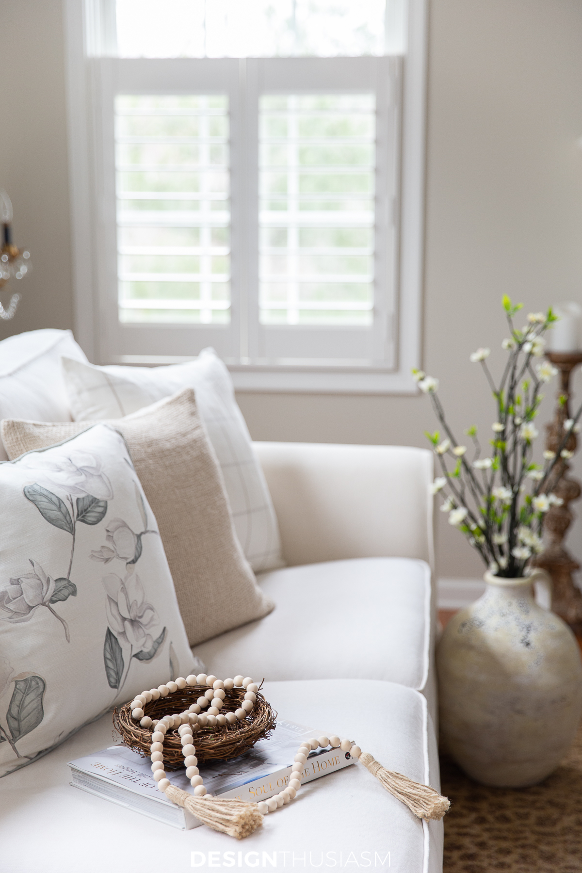 family room spring decor ideas