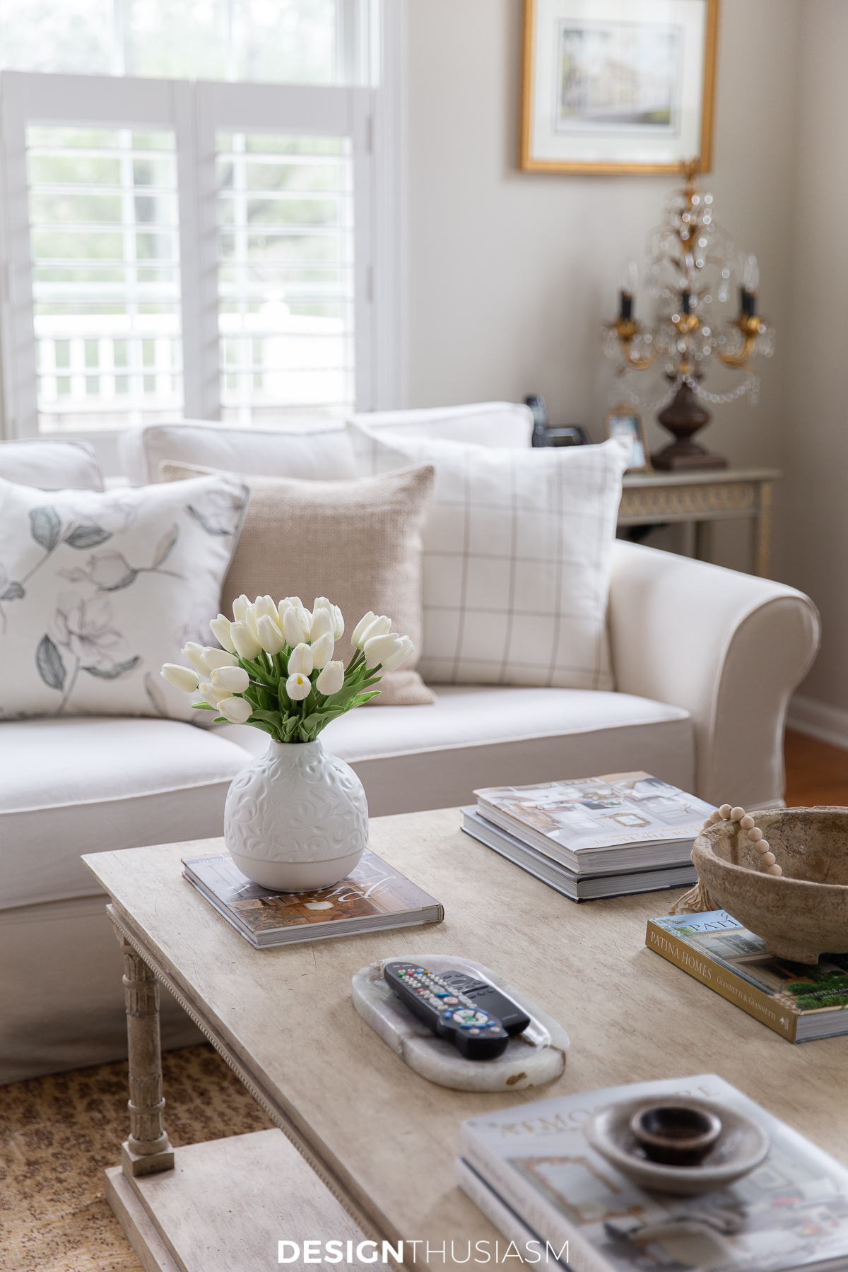 family room spring decor ideas