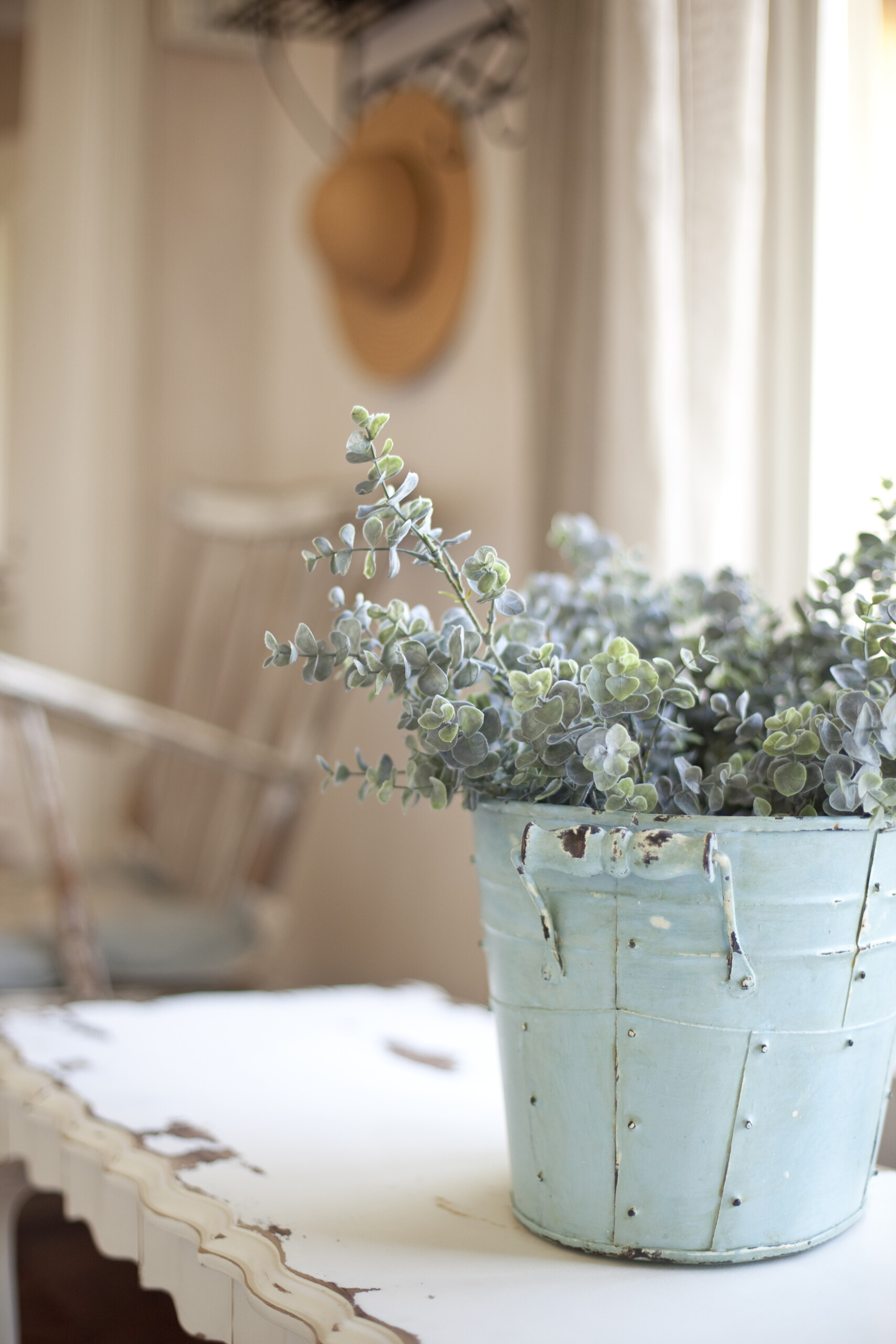 A Guide To French Country Rustic Elegant Decor