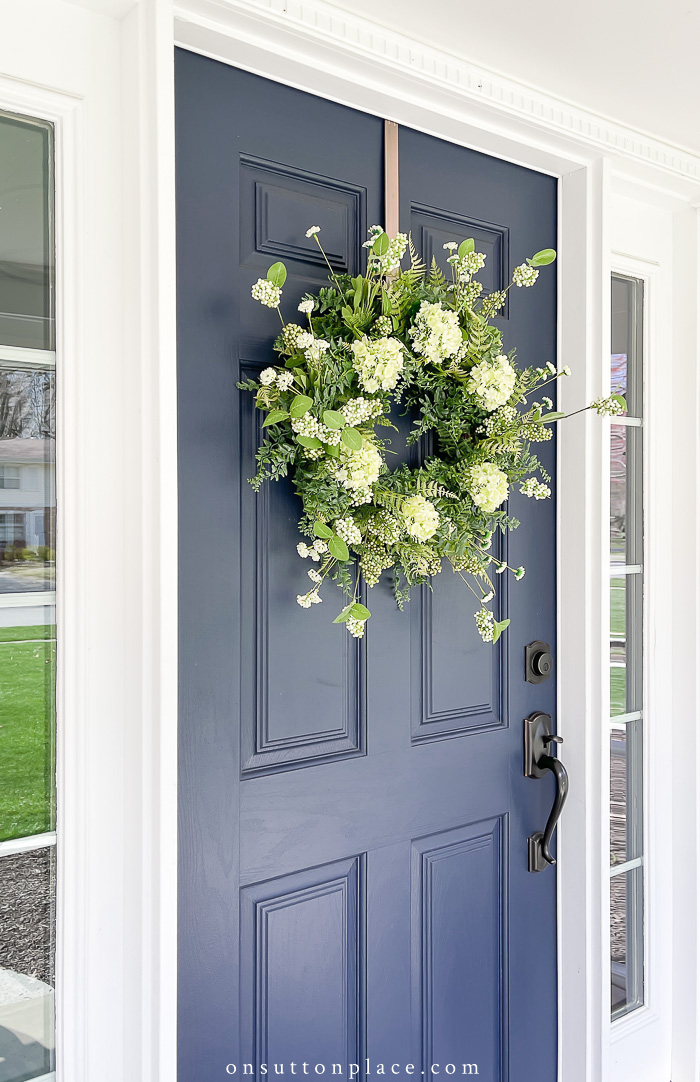 spring wreath with ferns daisies on sutton place