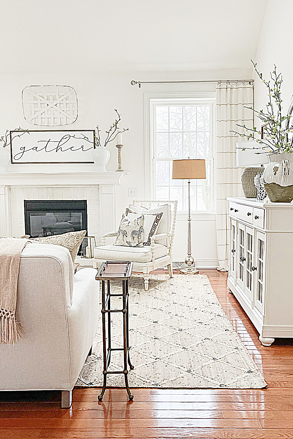 SPRING TOUR 2022, LIVING ROOM FROM FOYER