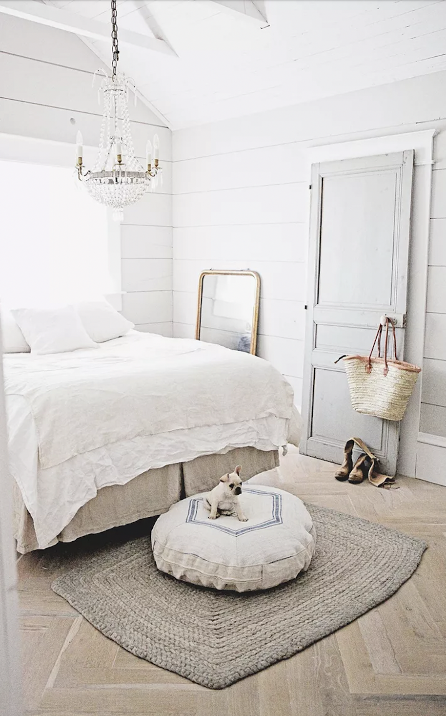 9 French Country Bedrooms