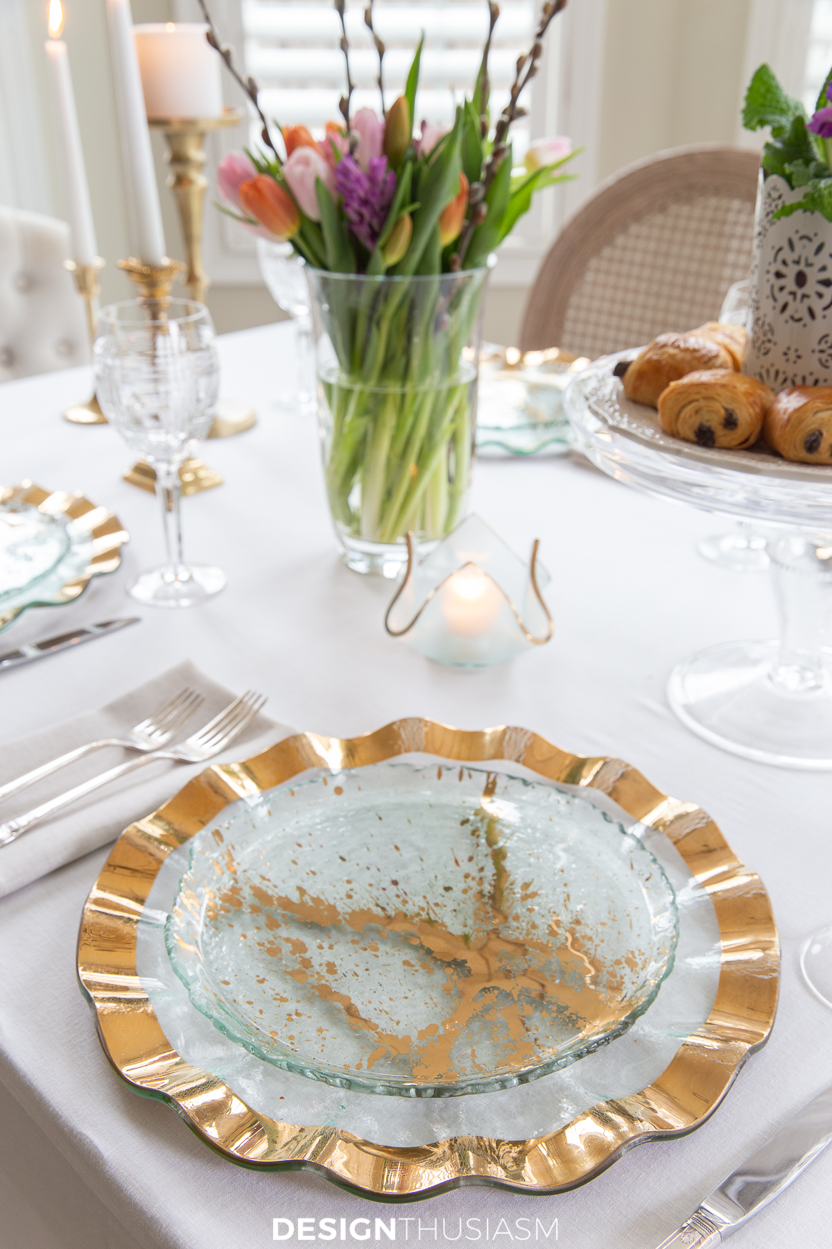 elegant spring table place setting