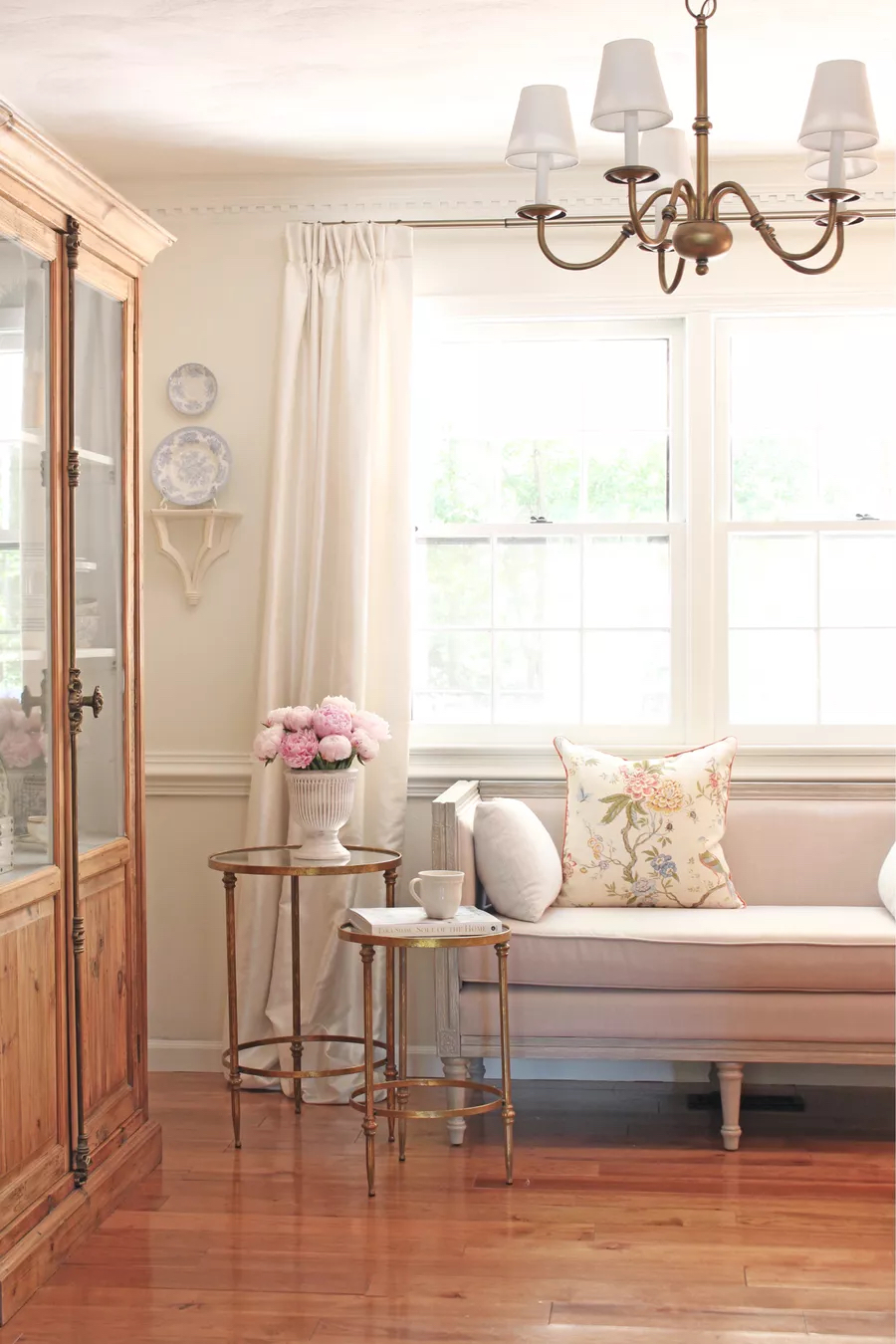 Tuft & Trim home office