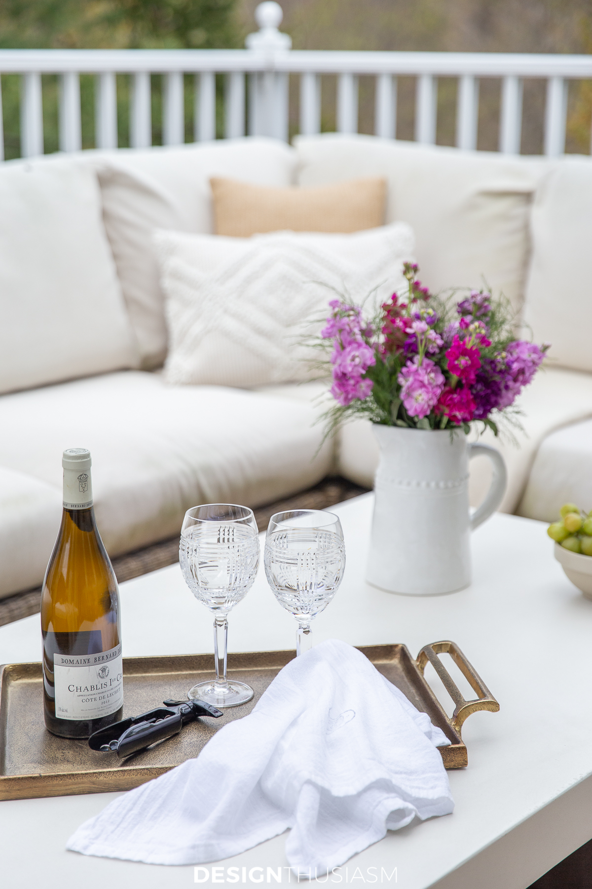 chic patio entertaining